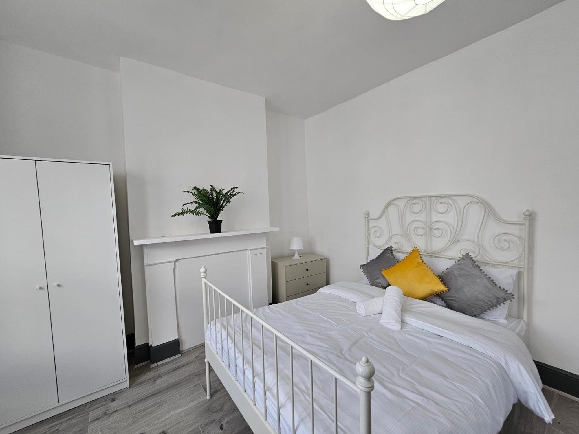Family Room Near Queen Mary College Londres Exterior foto