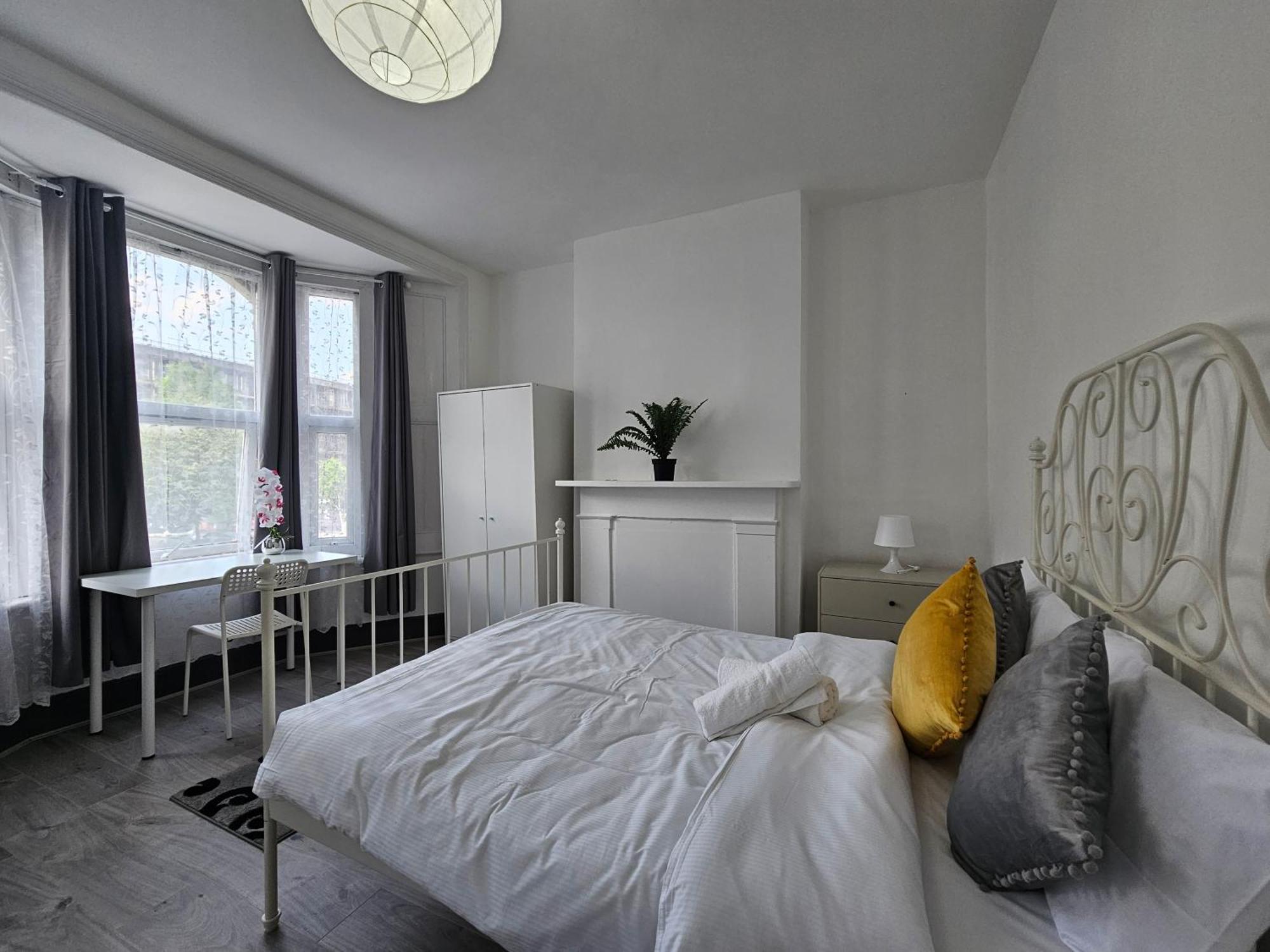Family Room Near Queen Mary College Londres Exterior foto